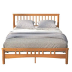Elegant houten platformbed in eiken stijl, queen-size, met hoofdbord voor de slaapkamer