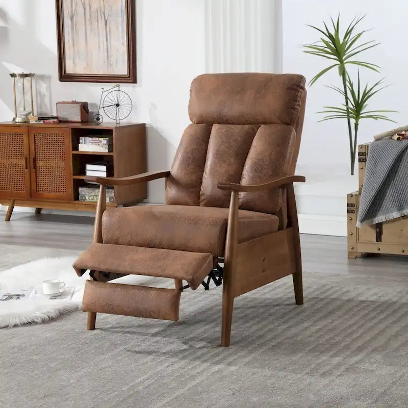 Poltrona con struttura in legno