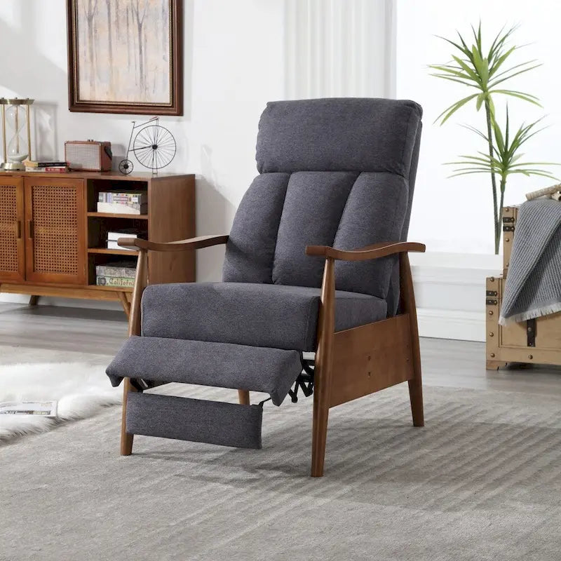 Poltrona con struttura in legno