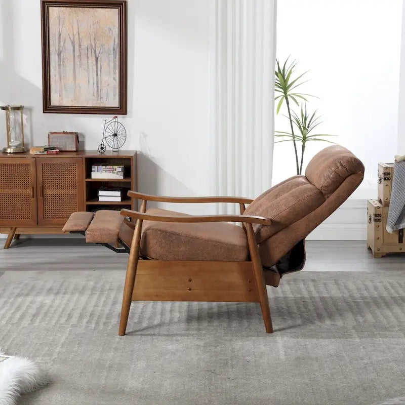 Poltrona con struttura in legno